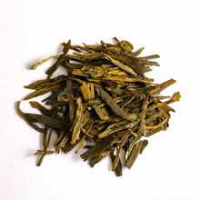 Load image into Gallery viewer, Longjing Dragon Well: Chinese Green Tea - 40g
